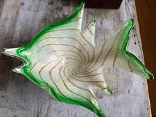 MURANO GREEN FISH GOLD SPECK