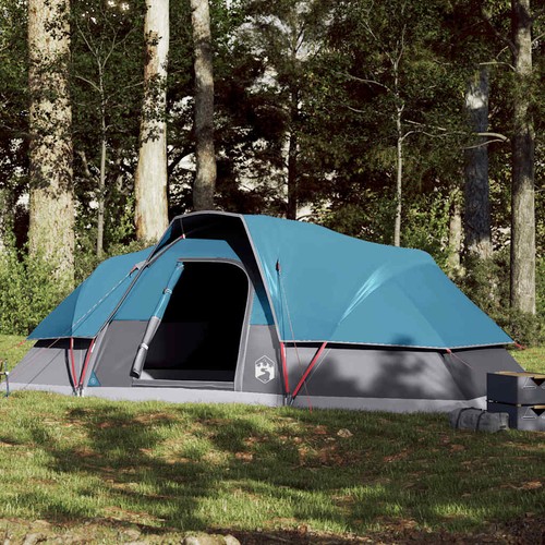 Outdoor large person - outdoor,