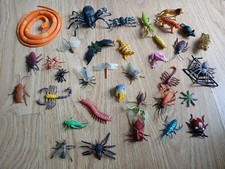 Plastic toy insect/bug bundle 35 pieces including spiders snake scorpion cricket