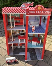 Kids Play Fire Station Dolls House Style With Furniture