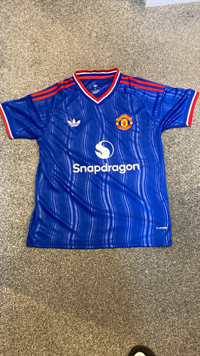 Adidas manchester united - manchester,