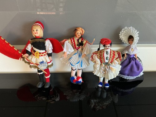 Souvenir dolls national - 4,