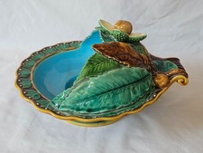 LARGE MINTON MAJOLICA CHESTNUT