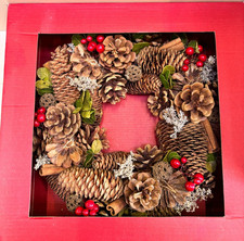 Christmas/autumn reef - acorns