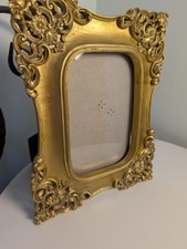 Azzure Home Gold Ornate Photo