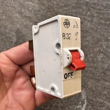 Very RARE WYLEX 32A B type MCB