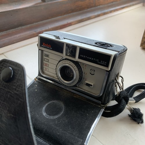Vintage kodak instamatic 204 - vintage,