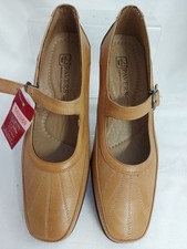 Pavers Strap Court shoes 6