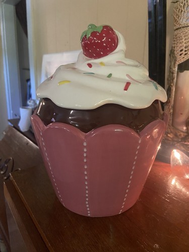 Large pier imports cupcake - large,