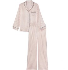 Victoria's Secret Iconic Pink