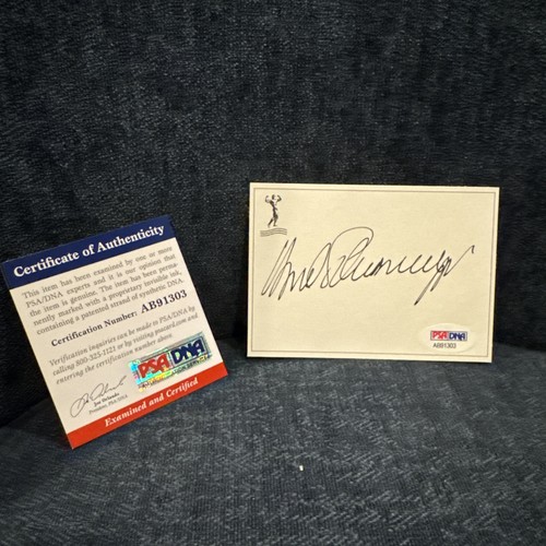 Arnold schwarzenegger signed - ~,