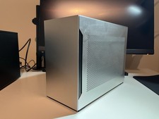 lian li A4-H2O A4 Mini-ITX case, PCIE4.0 riser cable - silver