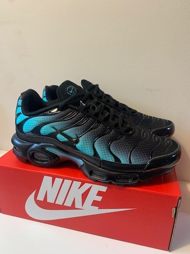 Size brand new - brand, nike