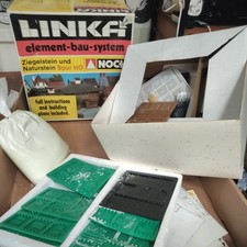 Linka 7081, Model Building