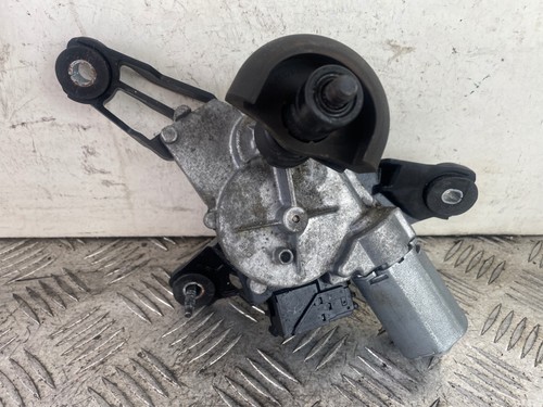 2008 toyota yaris wiper - toyota,