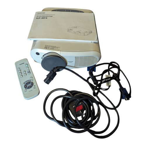 Toshiba 3lcd projector tlp - toshiba, tlp-