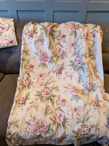 Floral 54 l cottage - 46", w