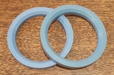 Spigot Rings 56.6 - 72mm  Vauxhall Daewoo Rover 100 Metro 2x New/soiled  Plastic