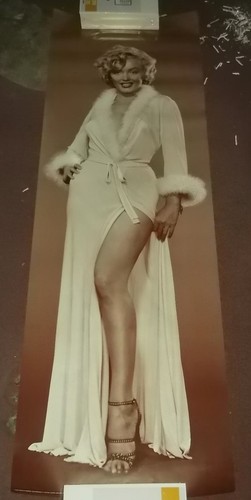 Huge marilyn monroe glossy - marilyn,