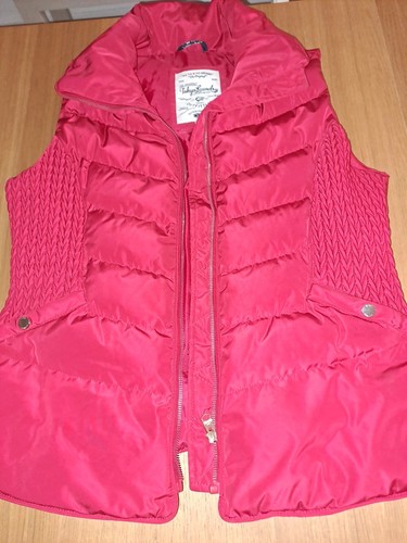 Red ladies gilet