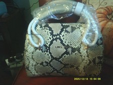 handbag snakeskin pattern
