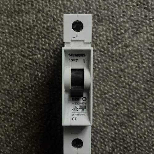 Siemens mcb 20a 5sx21b20 - 20a,