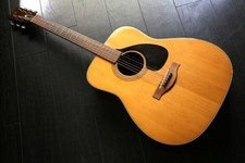 YAMAHA FG-180 Red Label