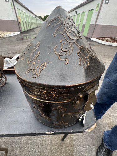 Vintage leather hat box wig - leather,