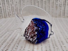 ART GLASS FISH ORNAMENT
