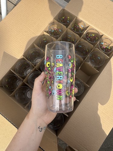 Brand new box beavertown - 24,