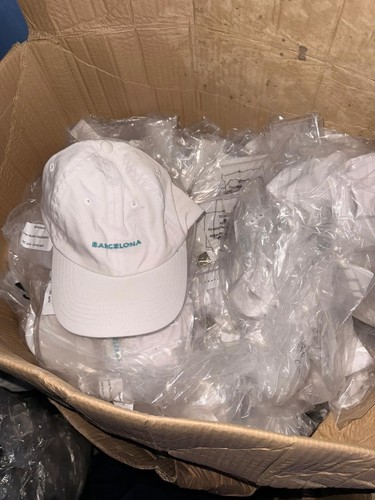Bulk buy 100 - bulk, caps