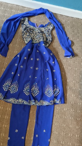 Salwar kameeze size small - salwar,