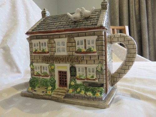 Emmerdale the woolpack ceramic - the,