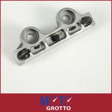 Cam chain guide cylinder head