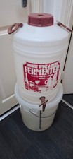 2 x fermentation buckets, one with tap