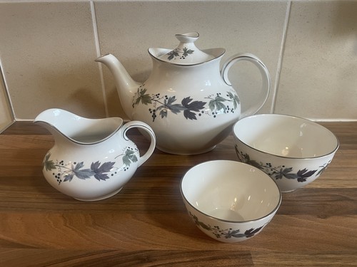 Royal doulton burgundy pattern - burgundy,