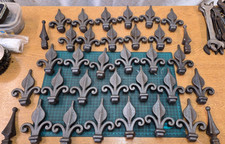Joblot Iron gate finials 30