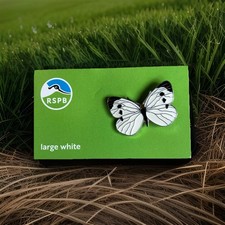RSPB-Pin Badge LARGE WHITE On