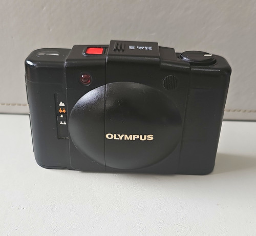 Olympus xa2 black - black, compact