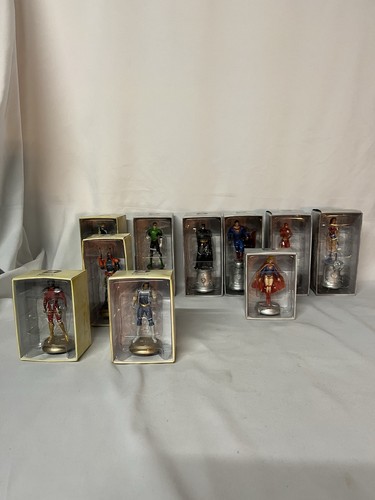 Comic chess pieces - dc,