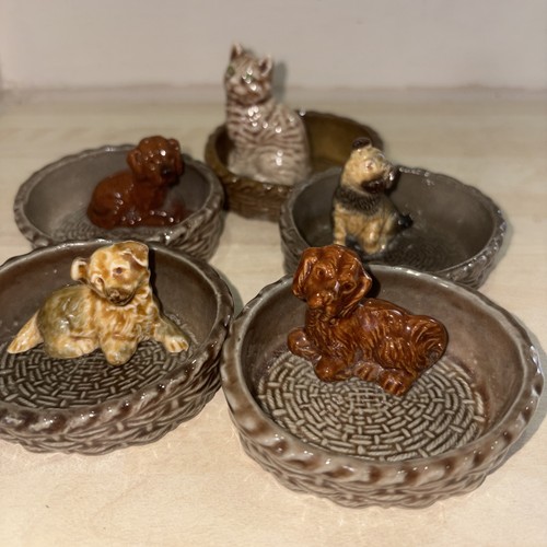 Wade dogs baskets - baskets, x4