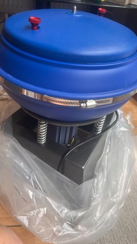 Vibratory tumbler bowl for - tumbler,