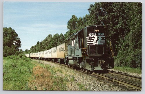 Norfolk southern triple crown - norfolk,