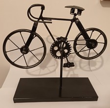 Vintage Style Metal Bike