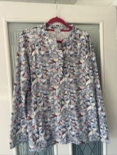 Ladies Size 14/16 Damart Top