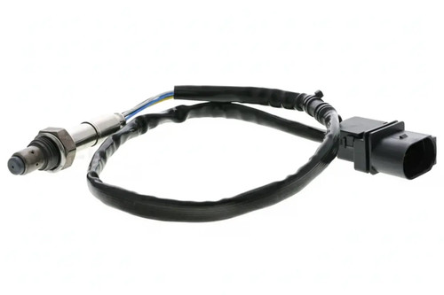 Lambda sensor before catalytic