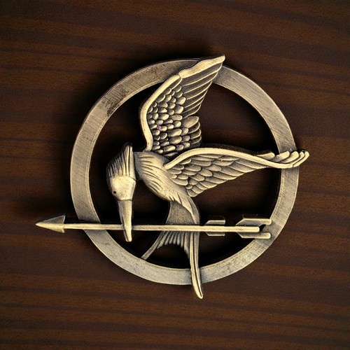 Hunger games mockingjay lapel - hunger,