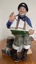 ROYAL DOULTON Figurine HN2248