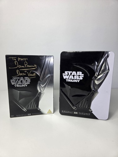 Signed darth vader star wars - signed,