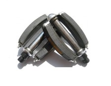 VINTAGE Rubber BIKE BICYCLE Pedal pair Raleigh Chopper BSA roadster